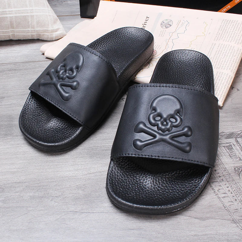 New Arrival Women Genuine Leather Skull Slippers Men's Solid Flat Non-slip Rubber Soles Metal Skull Slides Unisex