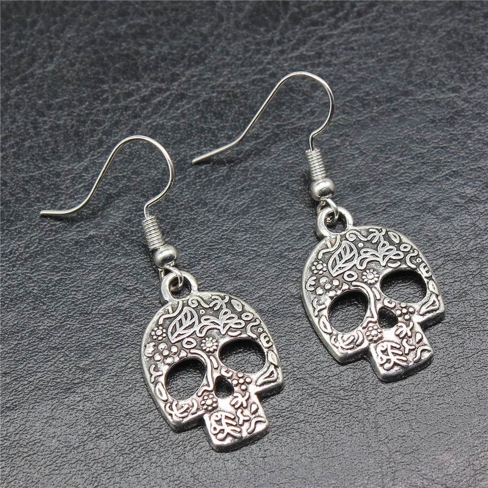 Fashion Handmade Simple Design Antique Silver Color Skull Pendant Earrings Dropshipping Drop Earrings