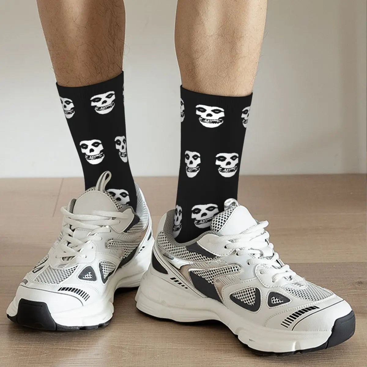 Winter Warm Fashion Men's Women's Misfits Skull Socks Sweat Absorbing Basketball Socks