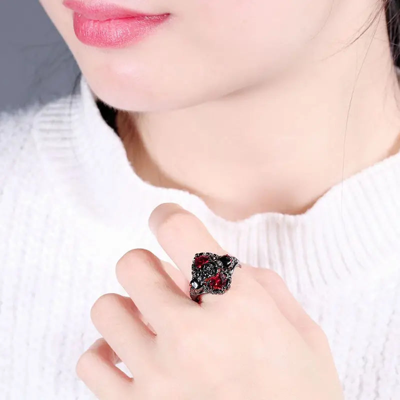 Vintage Cool Fashion Rose Heart Skull Ring for Women Red Crystal Jewelry Accessories Party Gift Ring Trendy Personality Ring