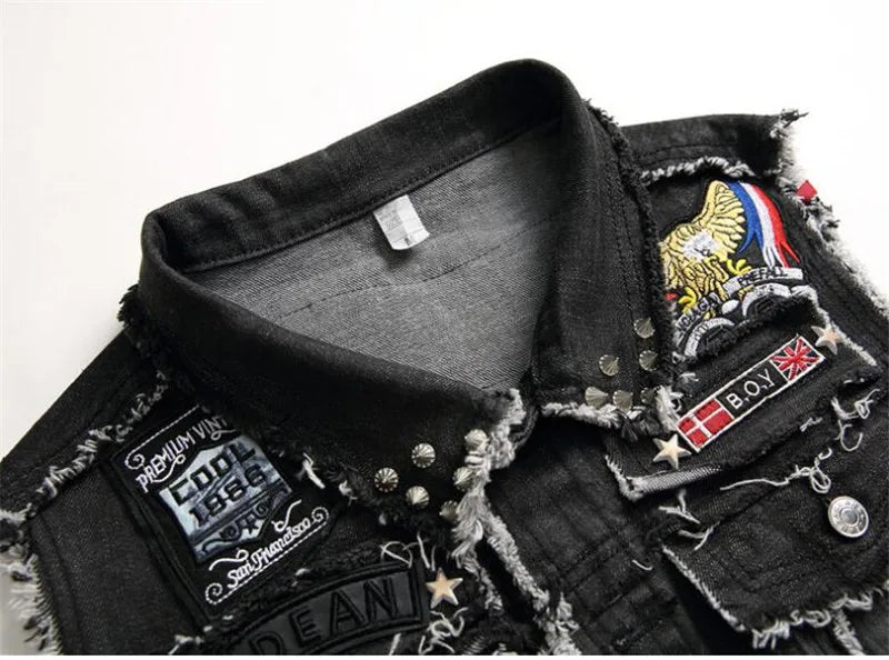 Men's Hi Street Biker Denim Vests With Rivet Skull Patches Fashion Punk Style Jean Waistcoat Personality Sleeveless Jacket